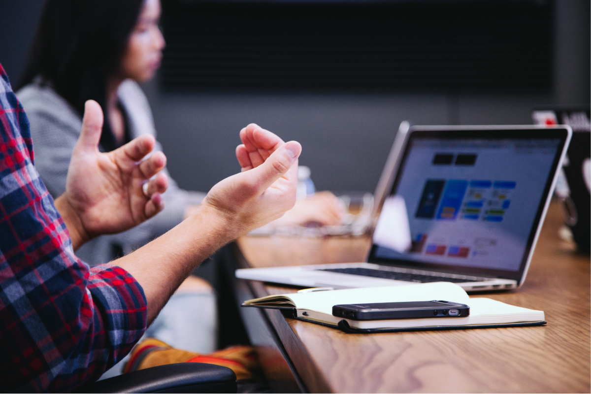 This Freshbooks review provides an in-depth analysis of the leading invoice and accounting software, it's many features, and how it all works.